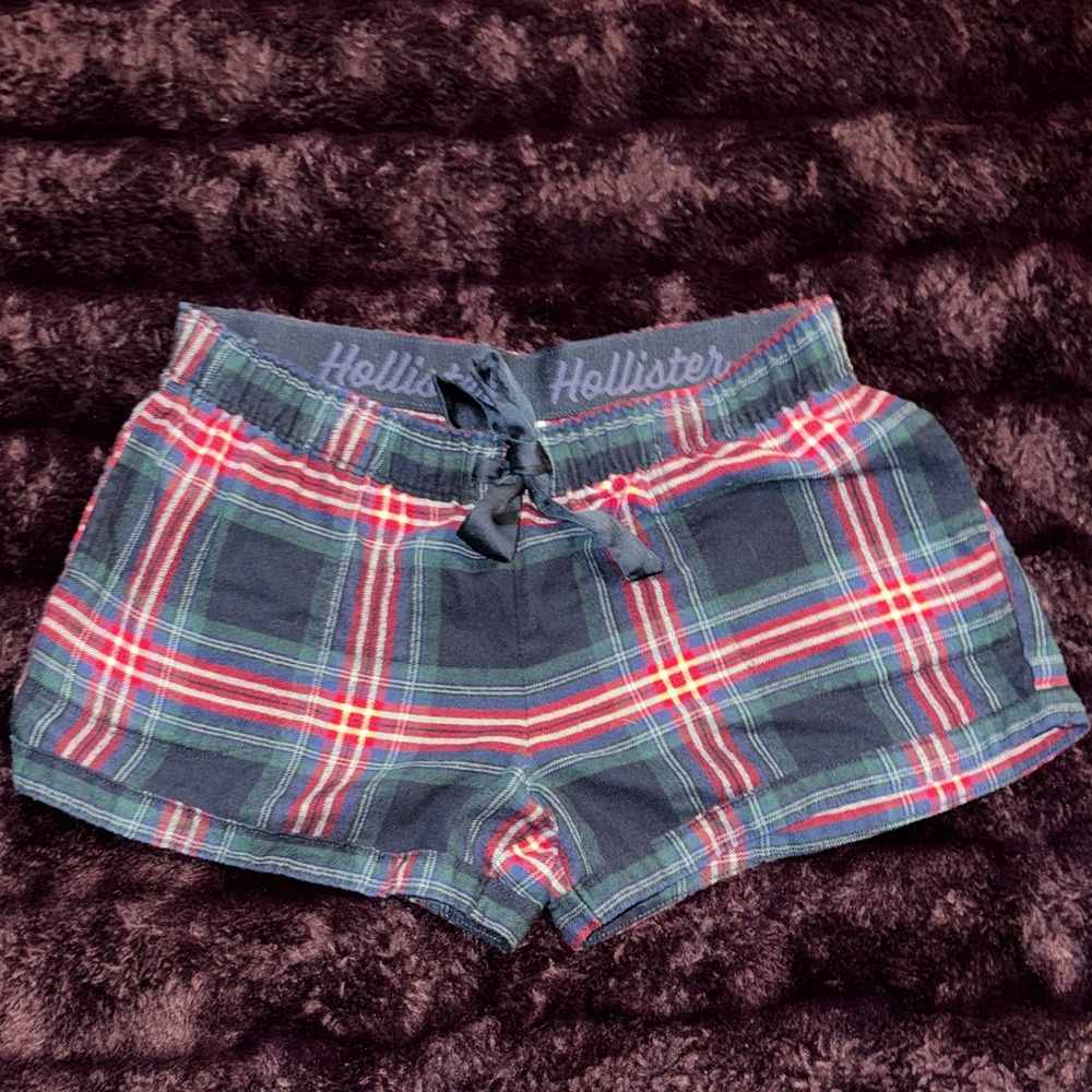 Hollister Women's Plaid Sleep Shorts - Navy and Red